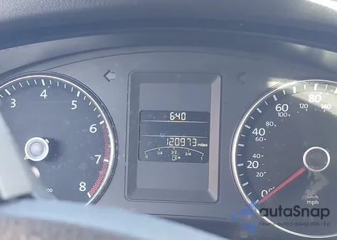 2013 Volkswagen Jetta 2.5L Se z USA, uszkodzony, nr VIN 3VWDX7AJ7DM410758